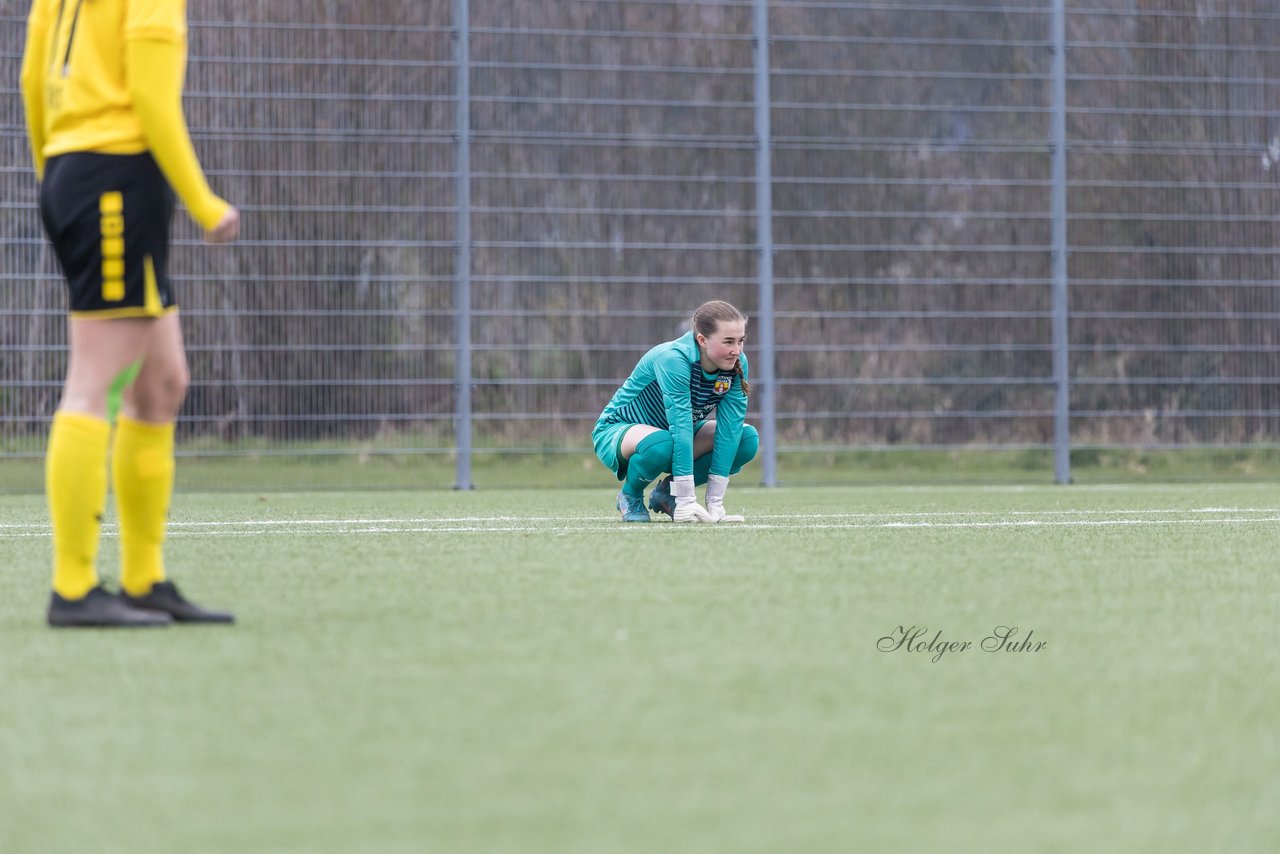 Bild 291 - F SSC Hagen Ahrensburg - SV Frisia Risum-Lindholm : Ergebnis: 1:2